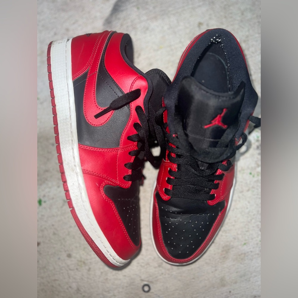 Jordan one low